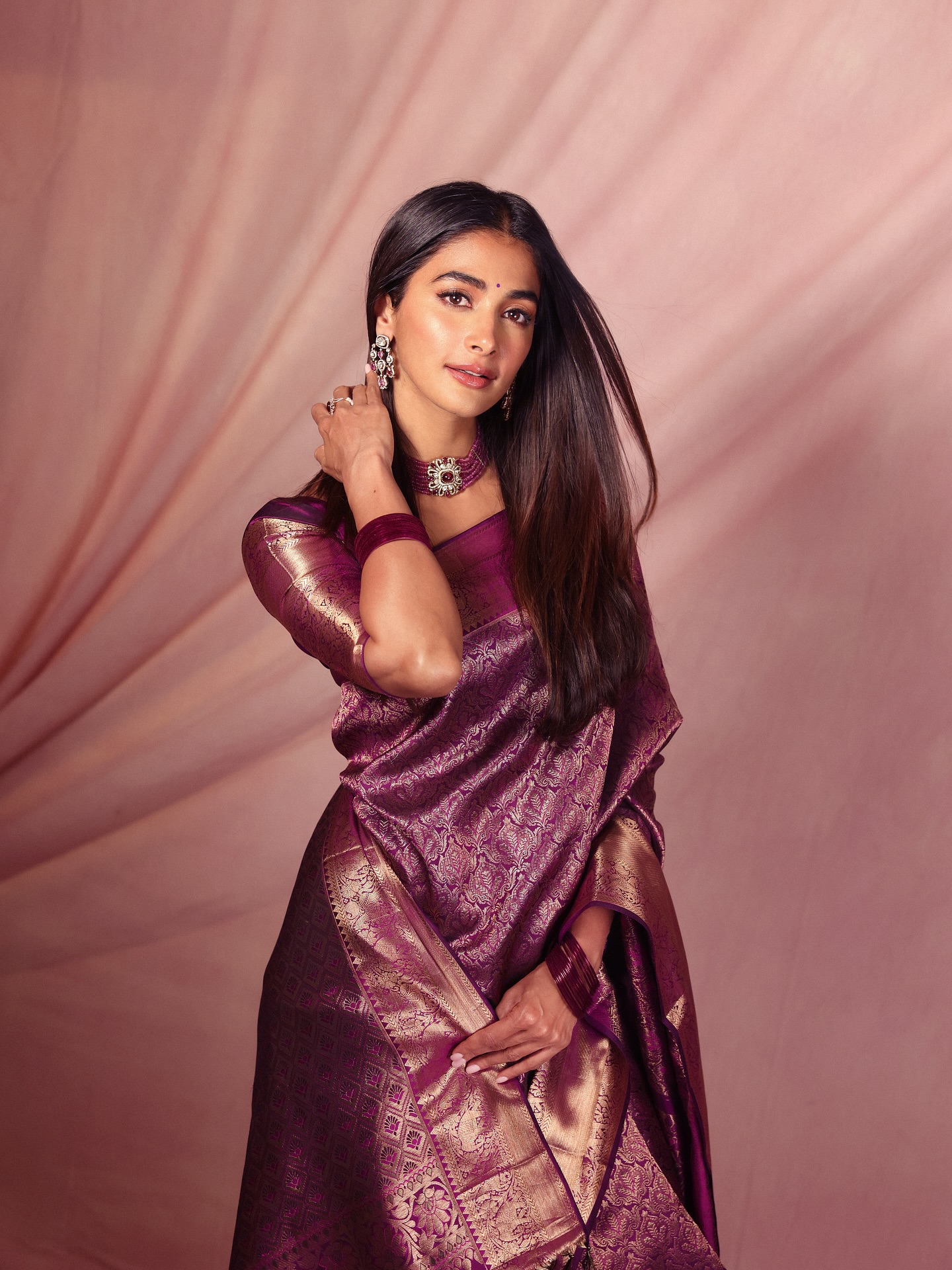 Pooja Hegde Kanjivaram Saree Look Sets the Internet on Fire