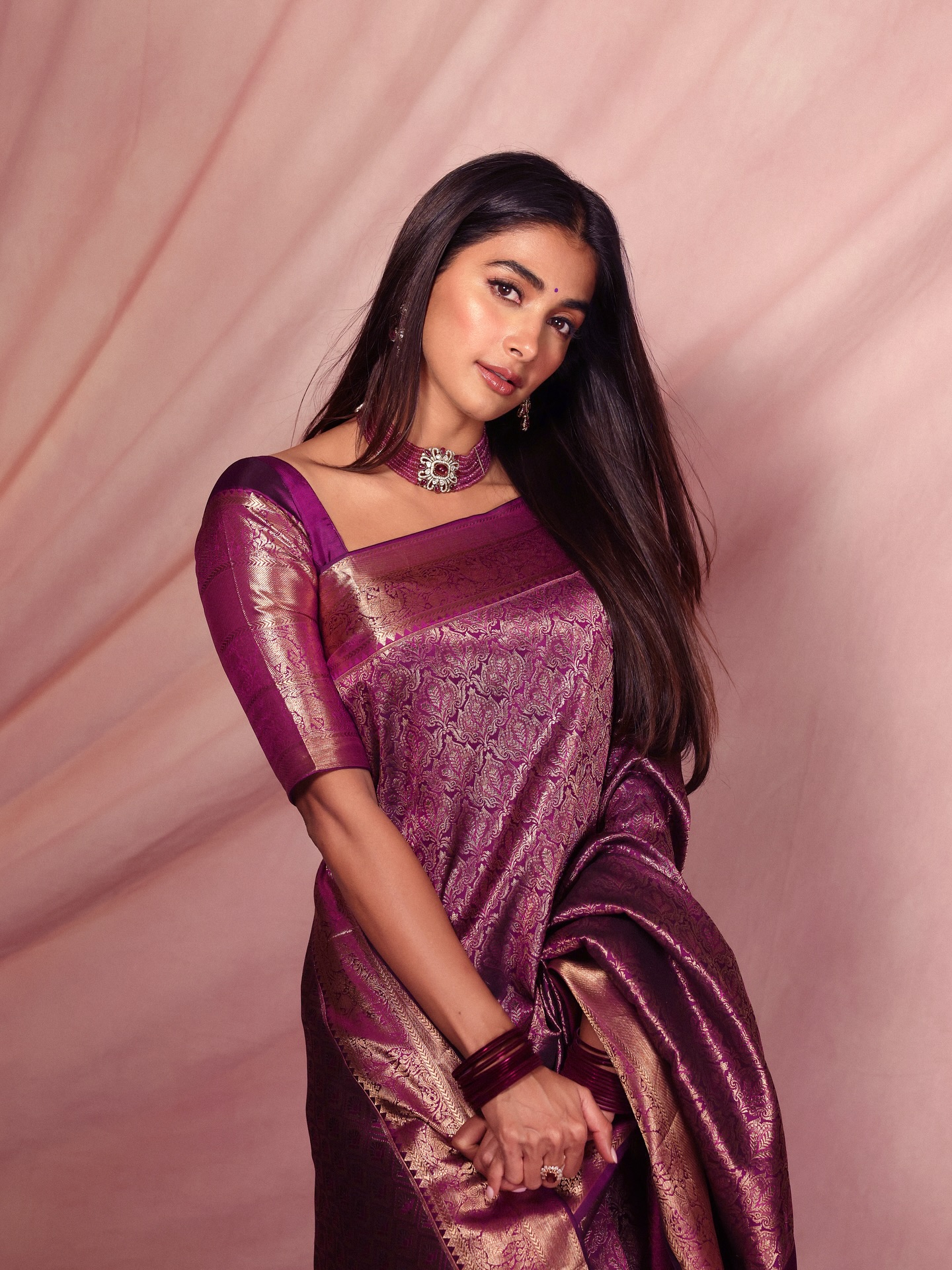 Pooja Hegde Kanjivaram Saree Look Sets the Internet on Fire
