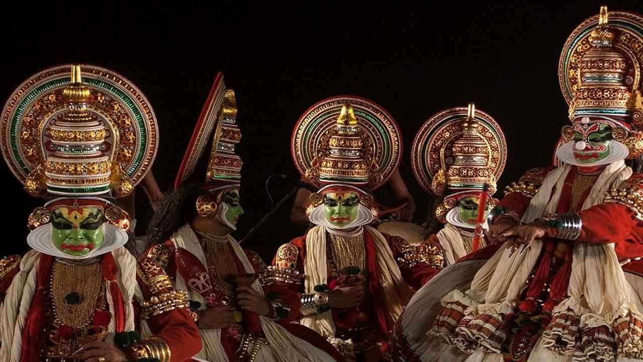 Top 7 Authentic traditions to try from different states of India