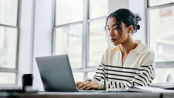 Top 10 Highest Paying Jobs in 2025: Careers Leading Pay Scale