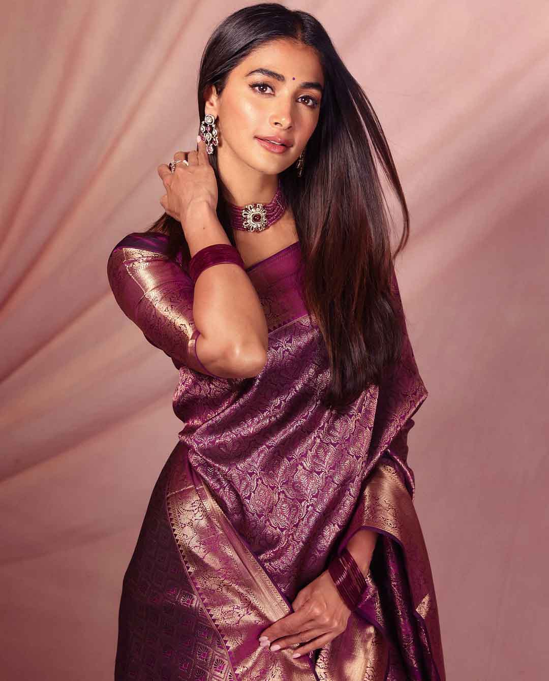 Pooja Hegde Kanjivaram Saree Look Sets the Internet on Fire