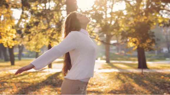 5 Simple Things to Do After Waking Up to Help You Lose Weight