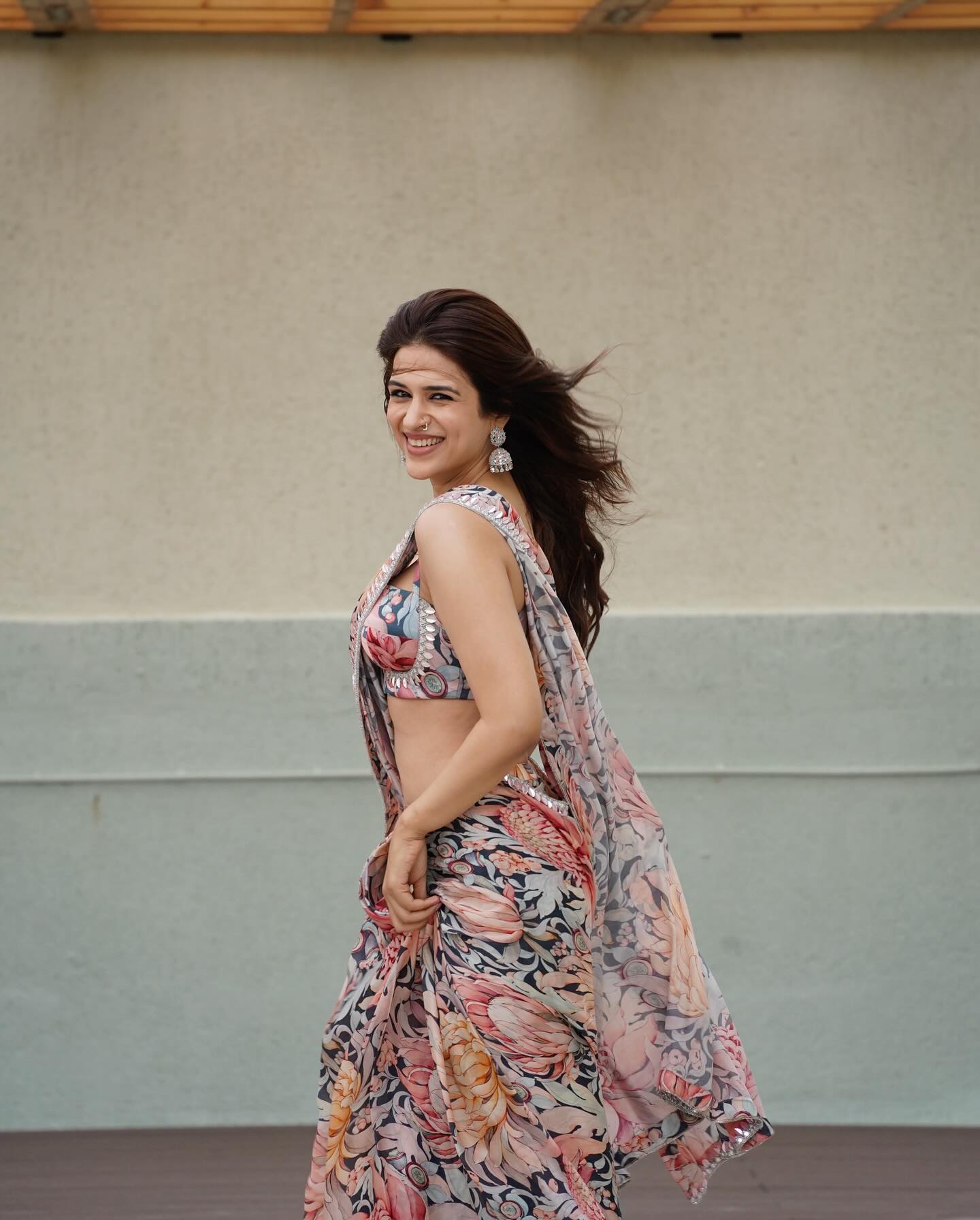 Shraddha Das Photo Gallery