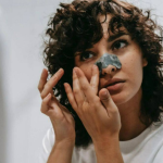 Remove Blackheads Naturally with This DIY Face Mask