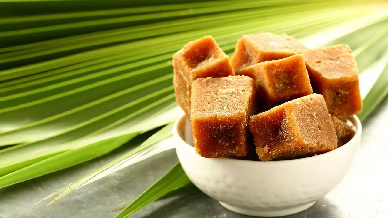 Is Jaggery Better for Diabetes Than Sugar? Here is Truth