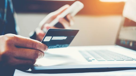 Credit Card Mistakes That Can Damage Your Finances