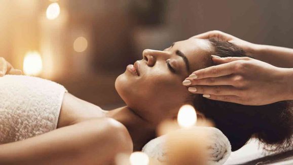 Want Ageless Skin? Try These 7 Ayurvedic Oils Backed by Tradition