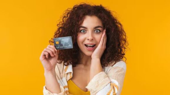 Credit Card Benefits and Risks You Should Consider Before Applying