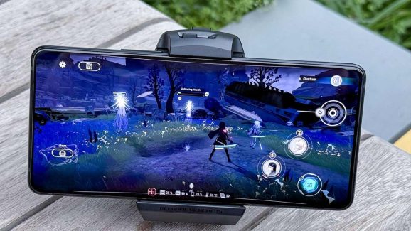 Best 16GB RAM Phones To Play Hardcore Games And Run Heavy Apps Smoothly