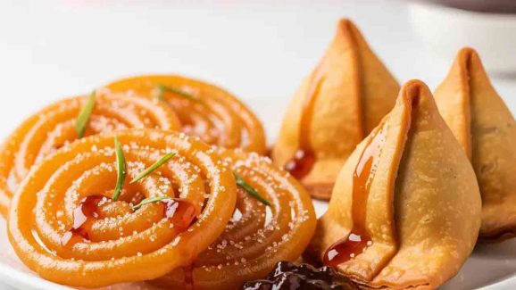 Health Risks of Samosas-Jalebis: Reasons Why Indian Govt Is Issuing Alerts