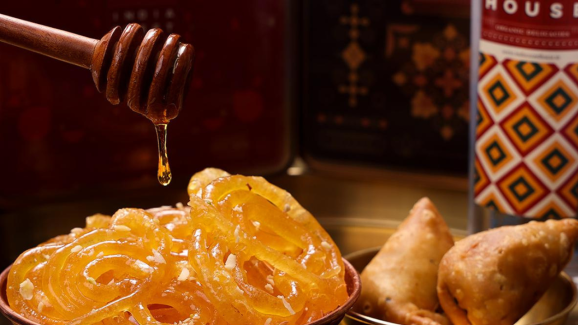 How Many Calories Are There in Samosa and Jalebi?