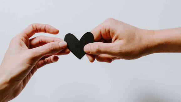 How to Maintain Long-Distance Relationships That Actually Work