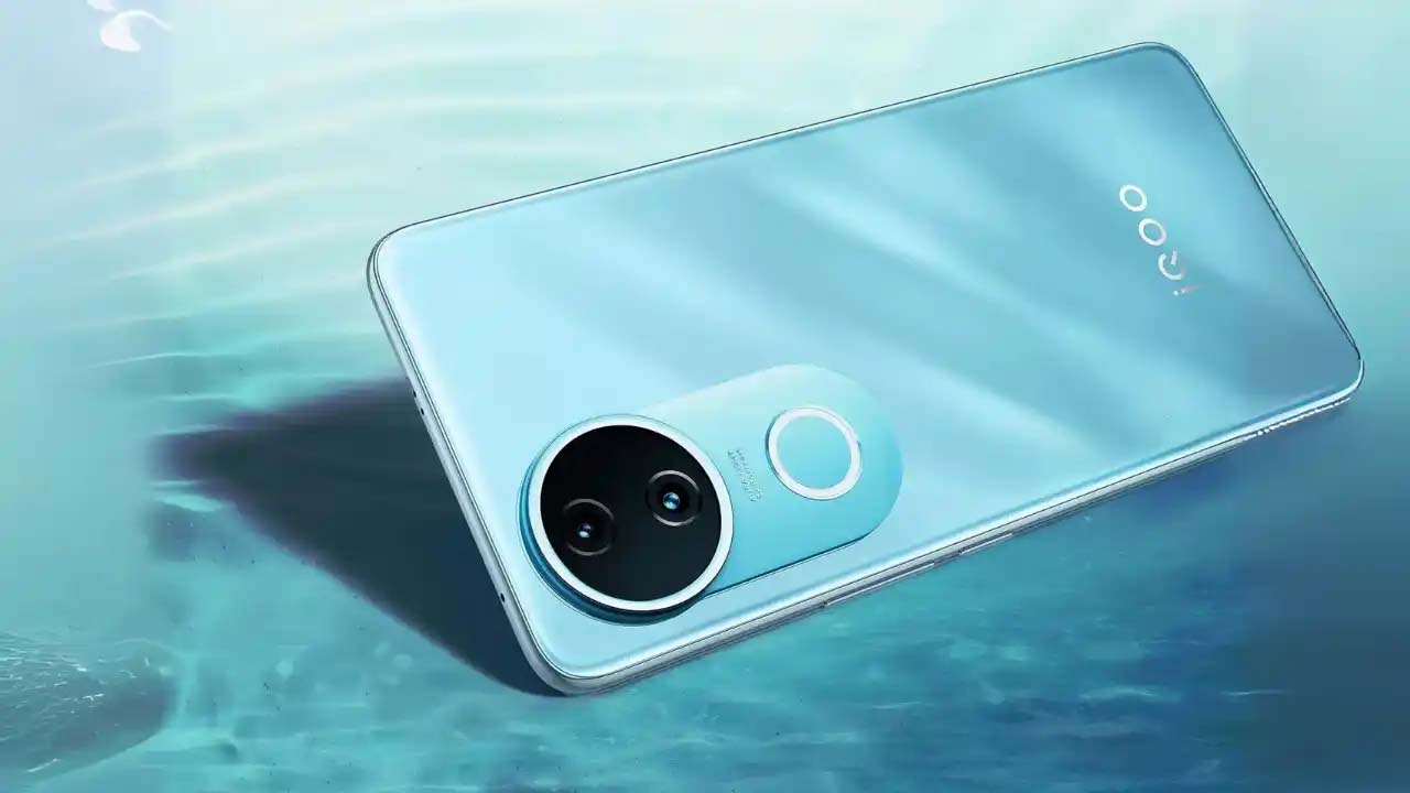 India’s Thinnest Budget Phone: iQOO Z10R With12GB RAM, 4K Camera Arriving Soon