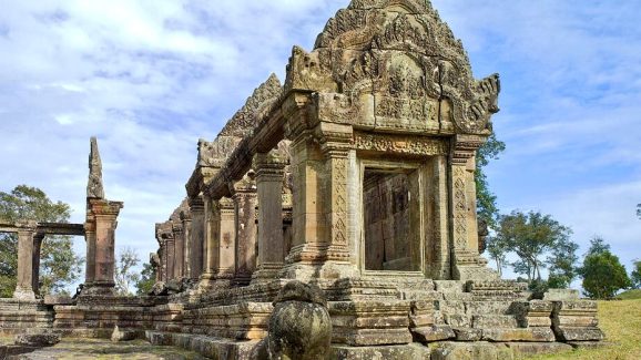 Thailand-Cambodia Border Clash: The Hindu Temples at the Heart of a 60-Year Conflict!