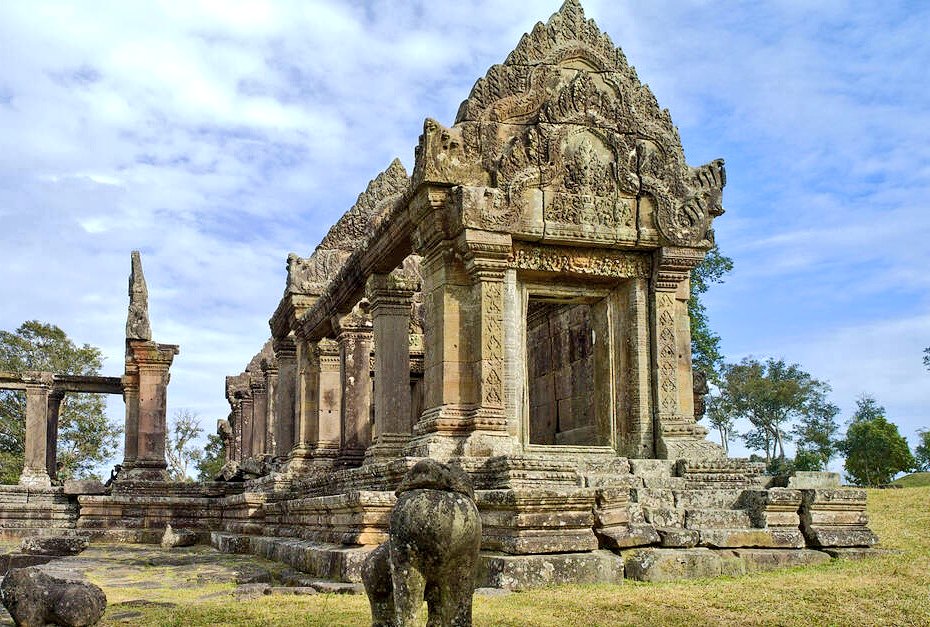 Thailand-Cambodia Border Clash: The Hindu Temples at the Heart of a 60-Year Conflict!