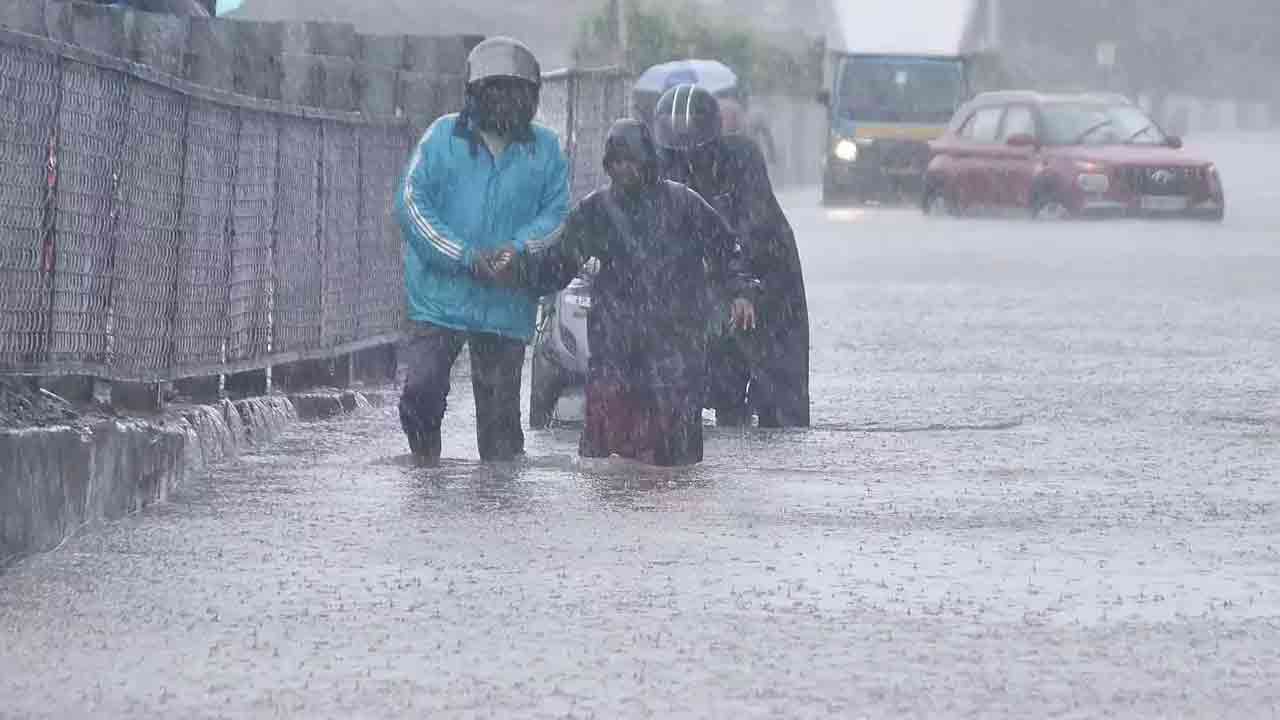 Telangana Rains Today: IMD Issues Orange-Yellow Alerts Over 30 Districts