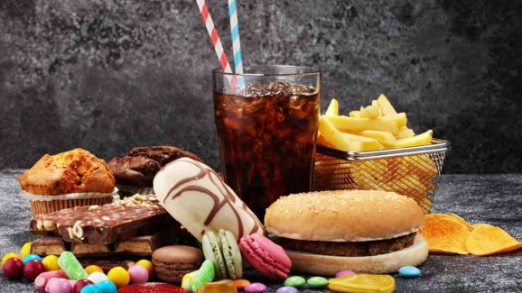 Top 10 Things You Should Never Consume on an Empty Stomach