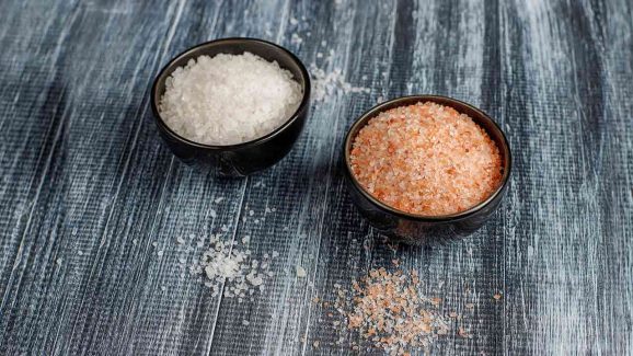 White Salt vs Pink Salt: Which One Is Better for Your Health?