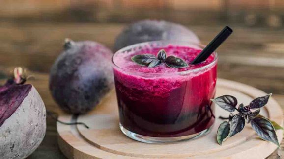 Is Beetroot Juice Safe for Diabetics? Pros and Precautions Explained