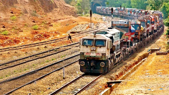 All You Need to Know About India’s First Car-Ferrying Train Service: Mumbai to Goa