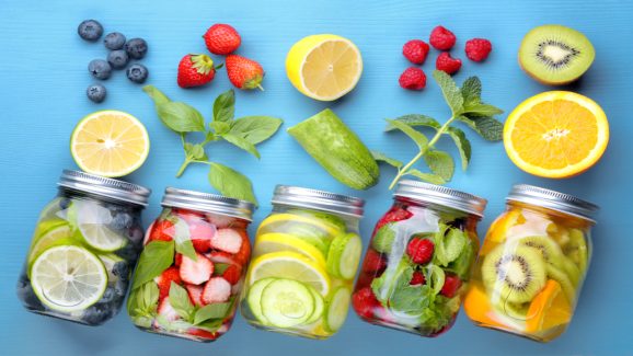 6 Simple Detox Water Recipes for Weight Loss and Radiant Skin