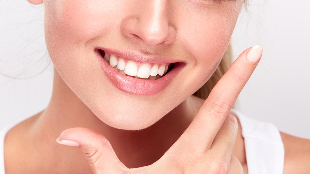 Simple Foods That Naturally Whiten Your Teeth