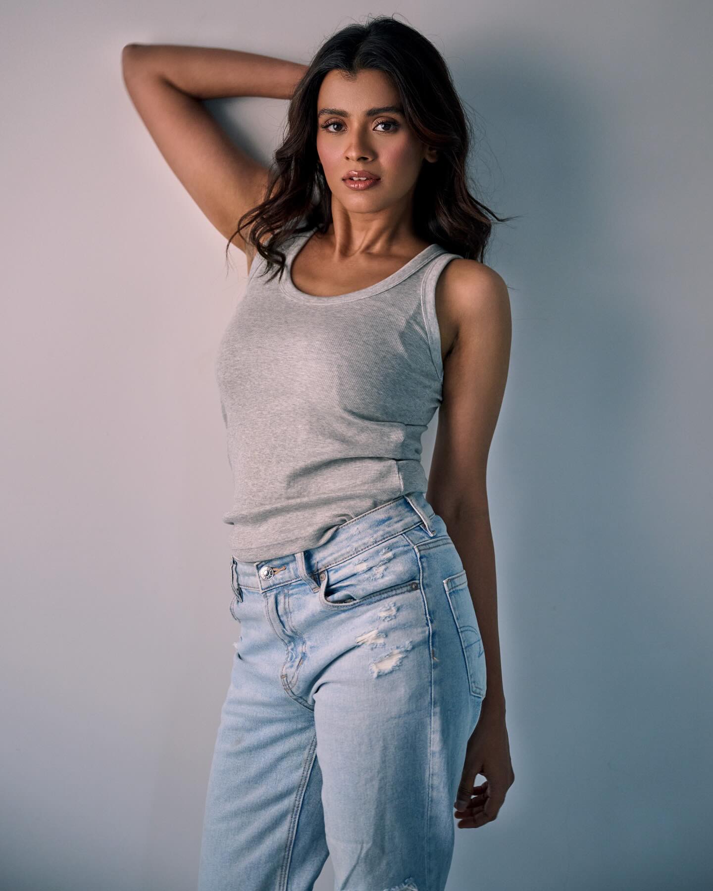 Hebah Patel Photo Gallery