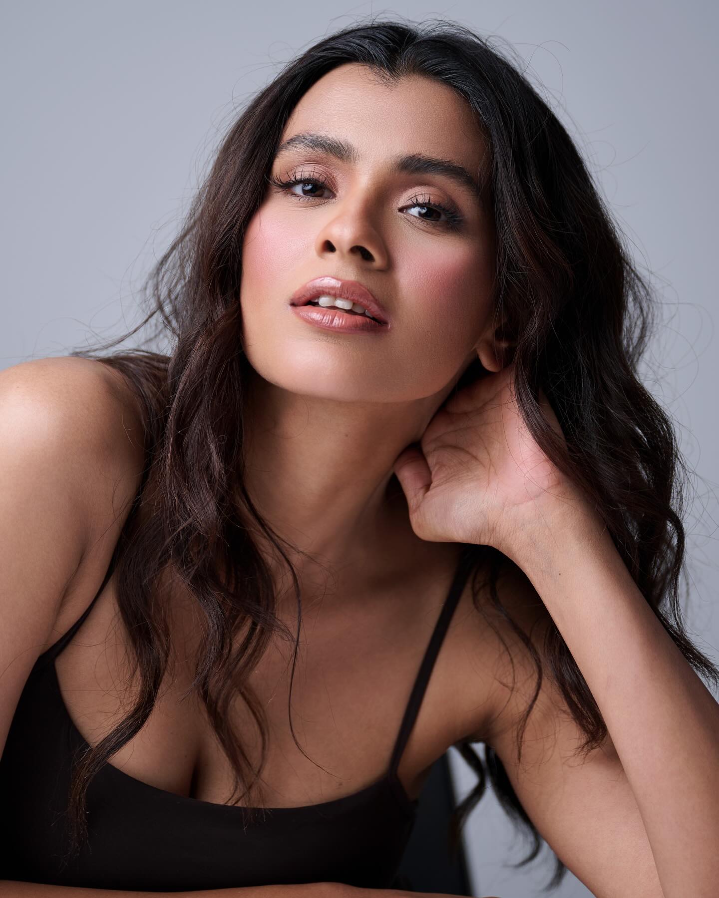 Hebah Patel Turns Heads in Black Ahead of Kumari 21F Re-Release