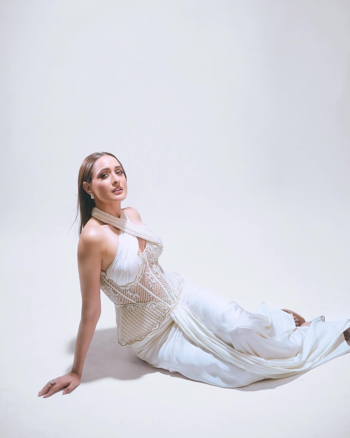 Pragya Jaiswal Looks Dreamy in All-White Angelic Look