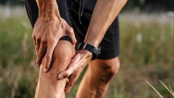 This Simple Kitchen Remedy For Joint Pain Could Surprise You