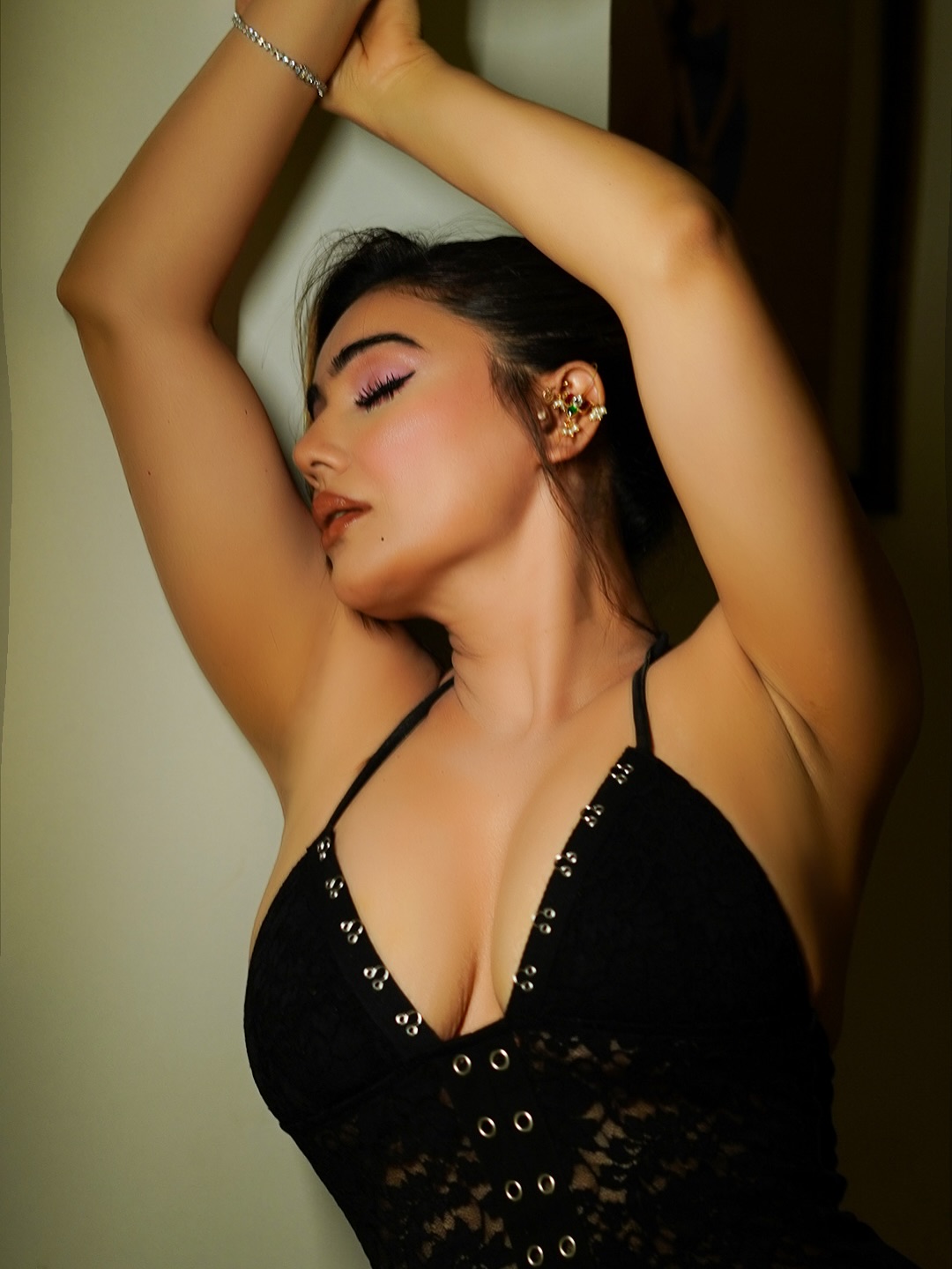 Kangna Sharma Photo Gallery