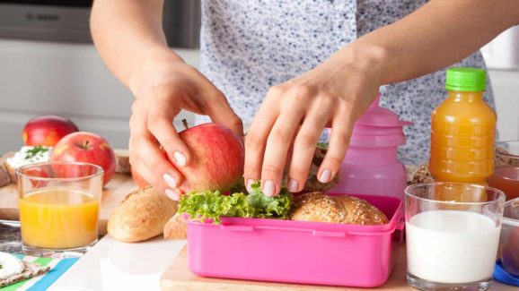 Should Spouses Pay For Meals? Woman Charges Husband ₹1,160 For Preparing Lunch