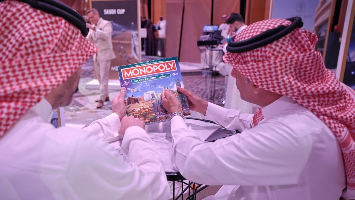 Saudi Arabia’s First Monopoly Edition Reveals Hidden Secrets About Riyadh!