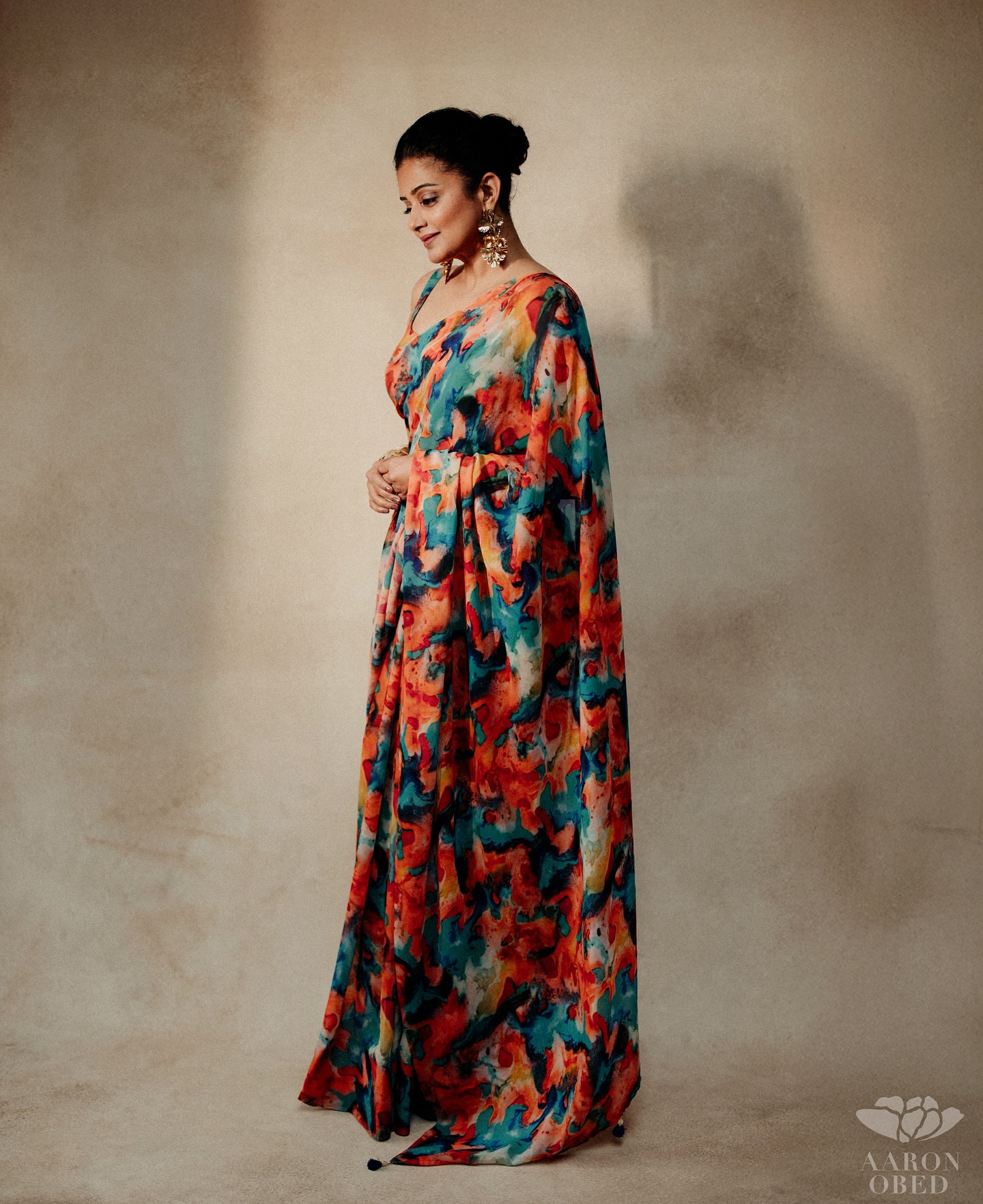 Priyamani Slays in Saree Celebrating her series Good Wife Success