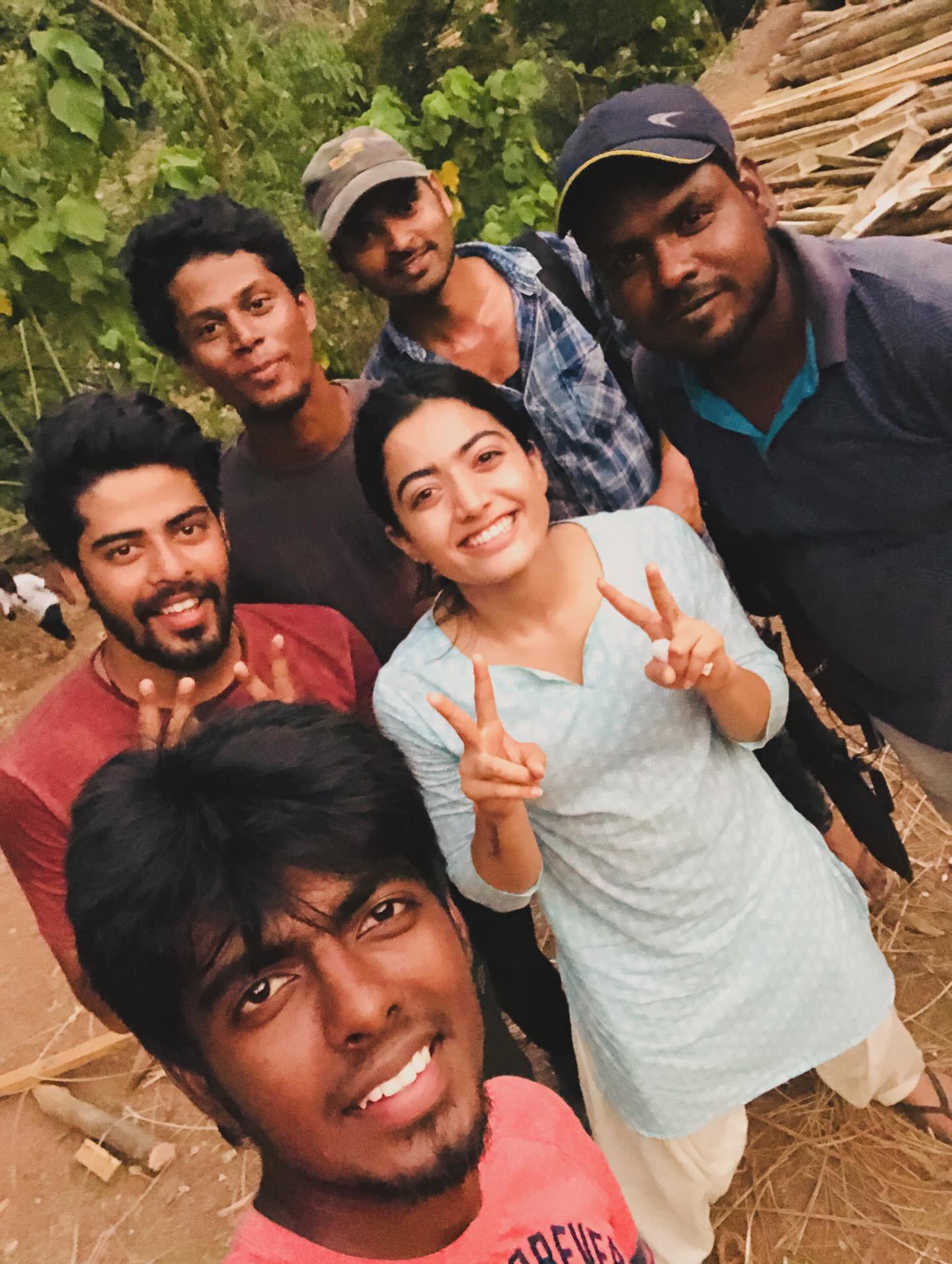 Rashmika Mandanna Shares Unseen Picture With Vijay Devarakonda