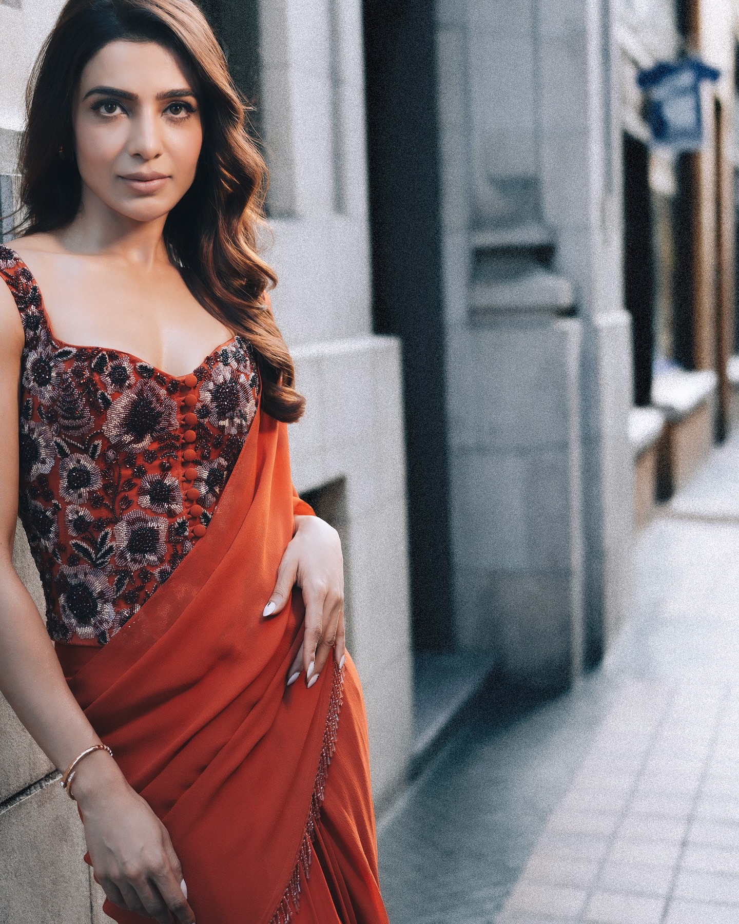 Samantha’s Red-Hot Glam in Kresha Bajaj Saree Breaks Internet