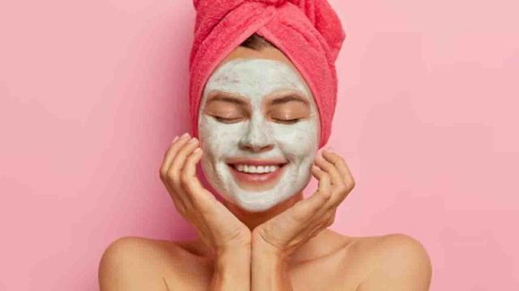 Sheet Masks vs Clay Masks: Which One Truly Delivers Ultimate Glow in 2025?