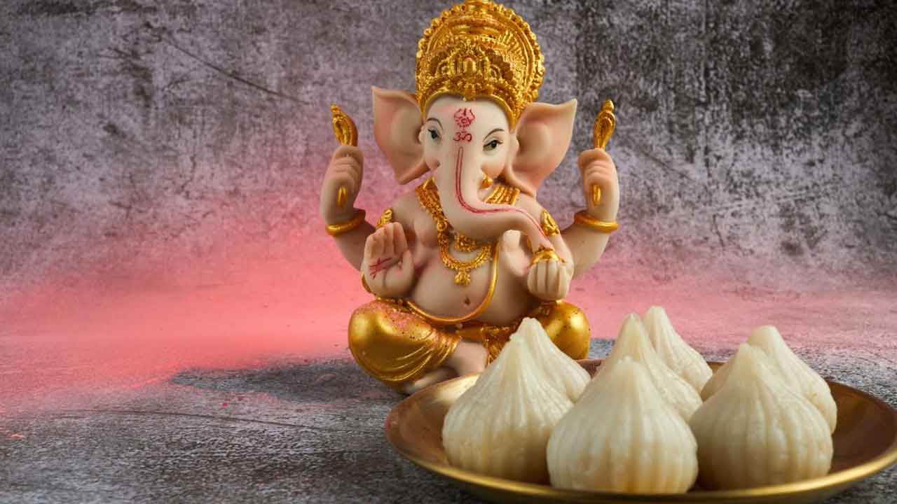 10 Foods You Should Never Offer to Lord Ganesh