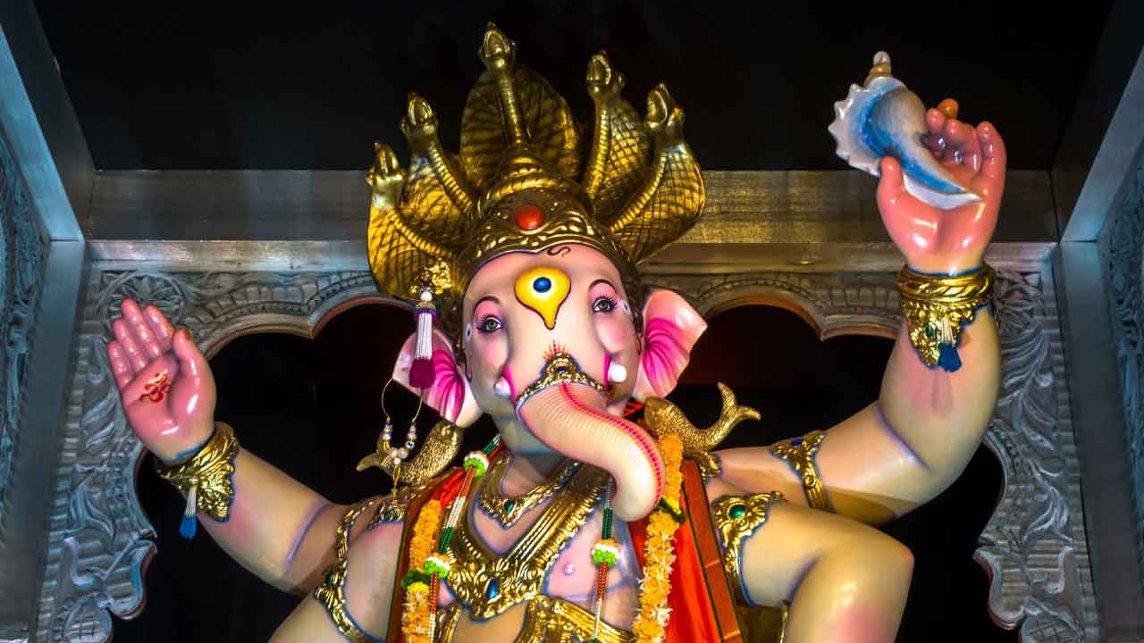 7 Famous Ganesh Pandals to Visit in Hyderabad