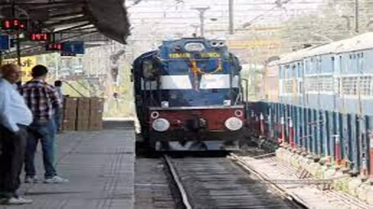 IRCTC Offers 20% Discount on Return Journey Tickets