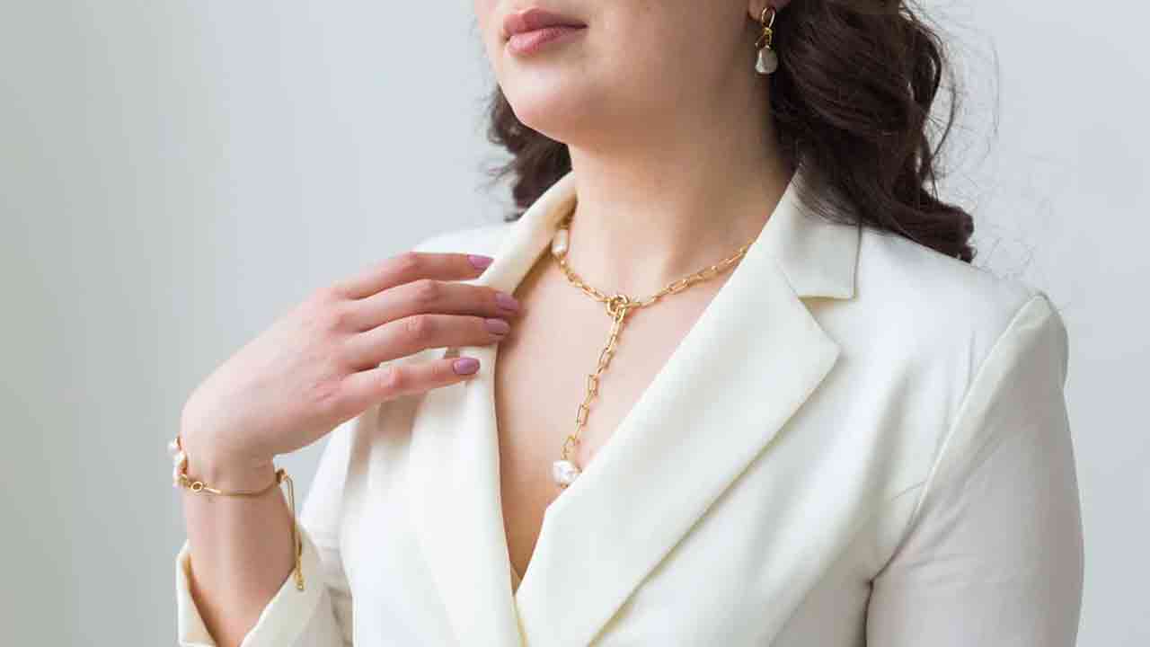 Is Gold Good for Your Health? Science Behind Tradition Explained