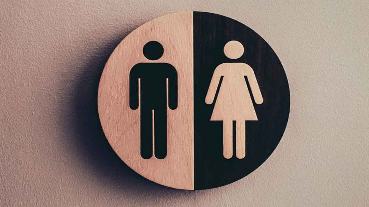 Cancer in Men vs Women: Who is More Likely at Risk?