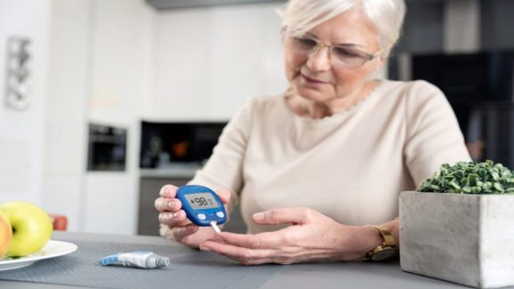 7 Early Warning Signs of Diabetes You Shouldn’t Ignore
