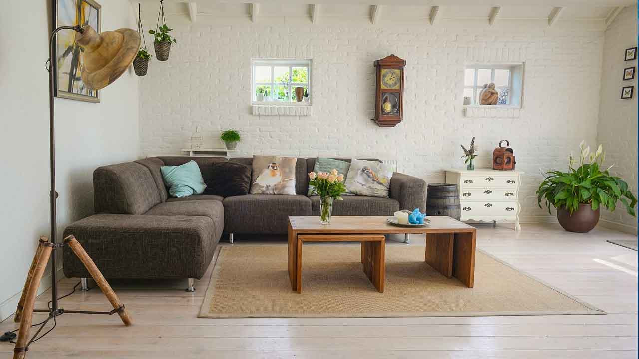 7 Things You Should Never Keep at Home for Decoration