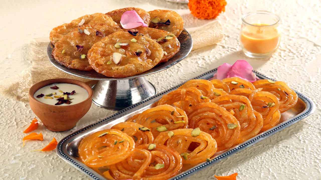 Delicious Deep-Fried Indian Sweets For Rakhi And Rainy Days