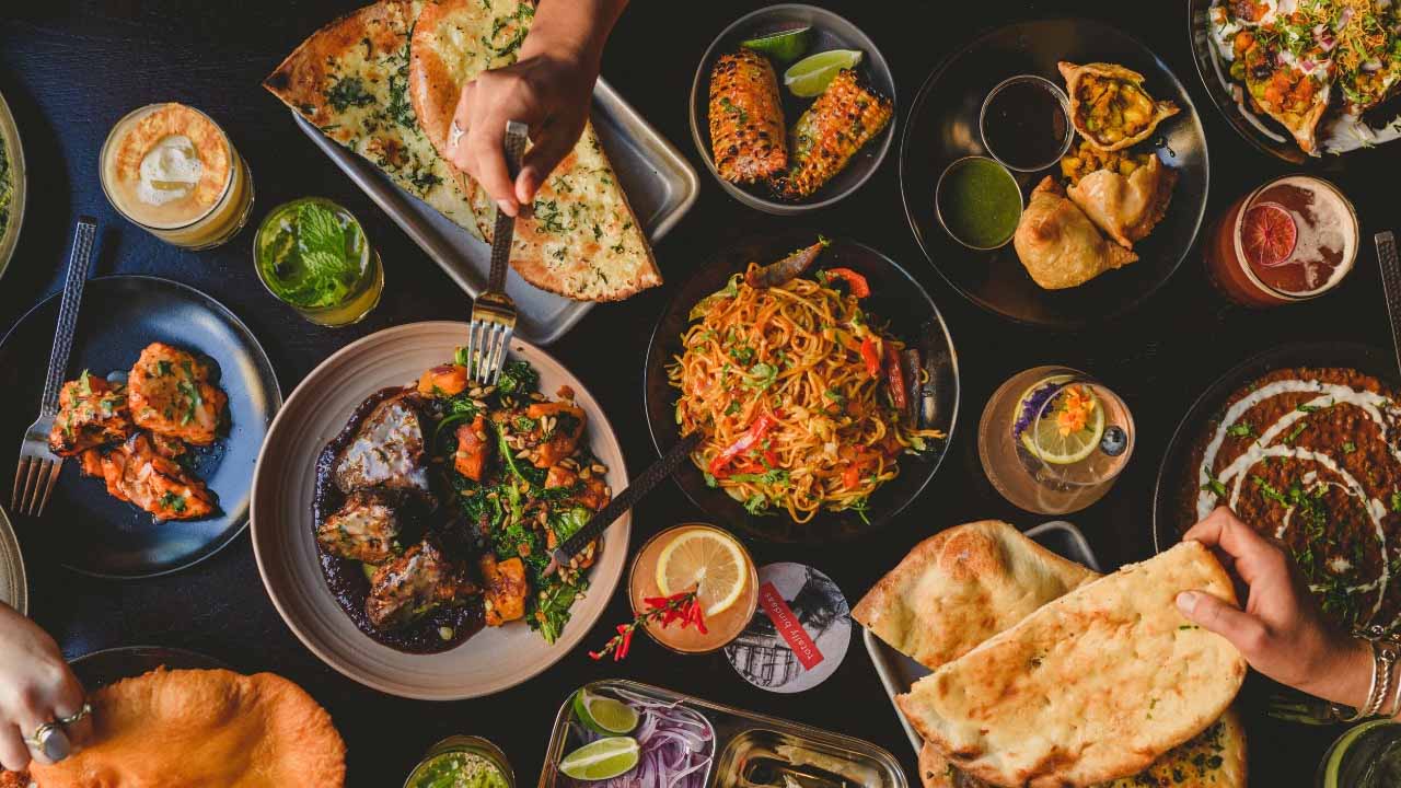 Tasty Indian Street Foods To Enjoy With Your Evening Tea