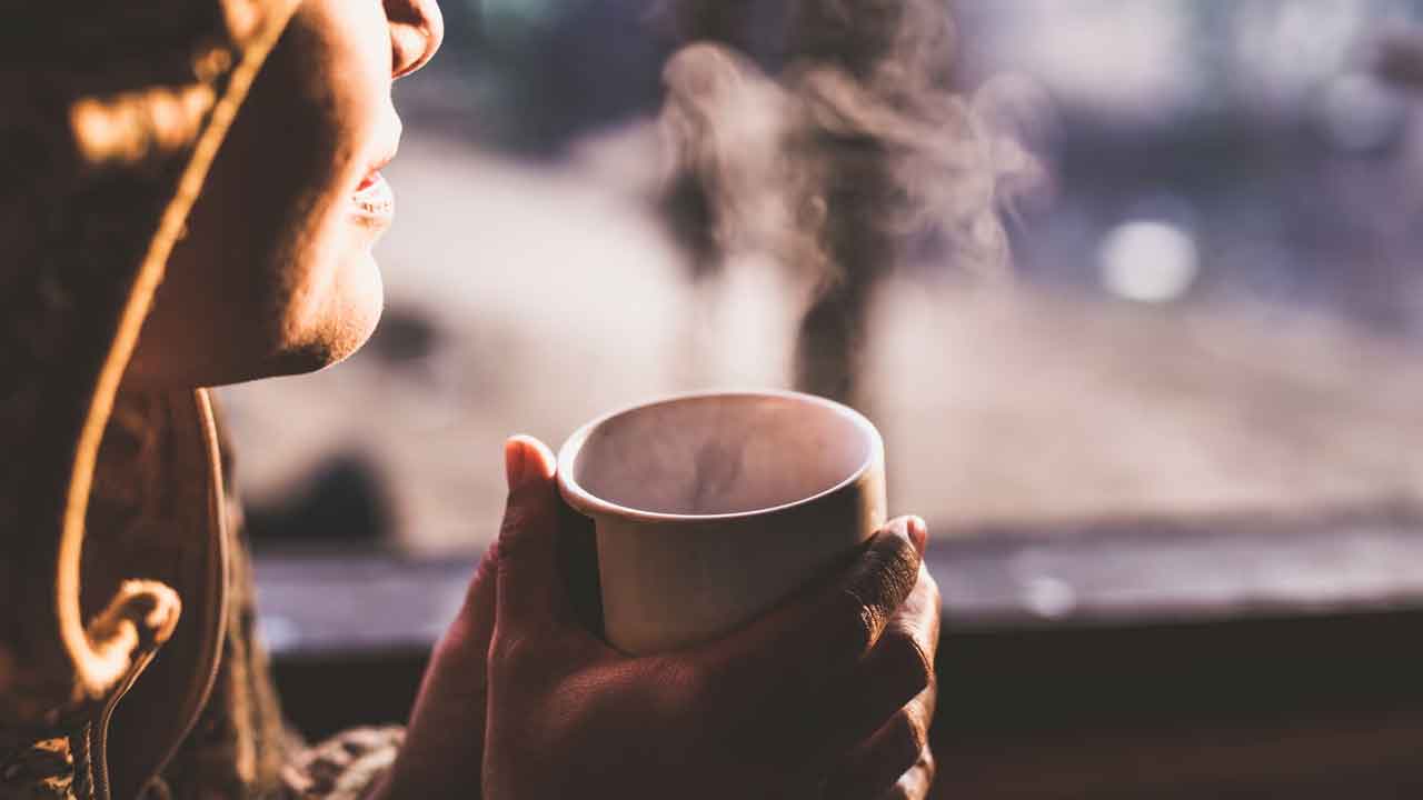 Top 5 Monsoon-Friendly Drinks That Keep You Warm and Healthy