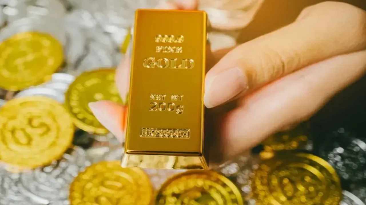 Top 4 Best Ways to Invest in Gold in 2025