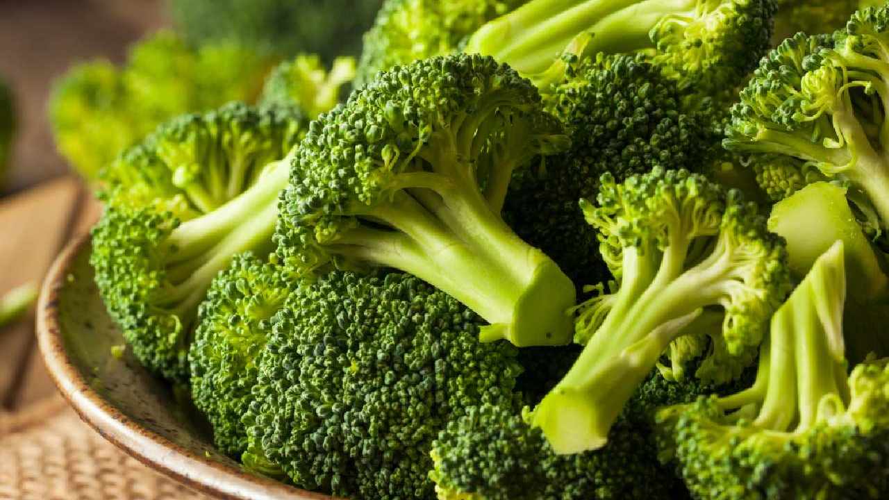 Broccoli Health Risks: Who Should Avoid It?