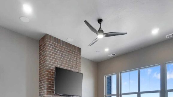 Ceiling Fan Tips: How to Get Cool Air Like an AC